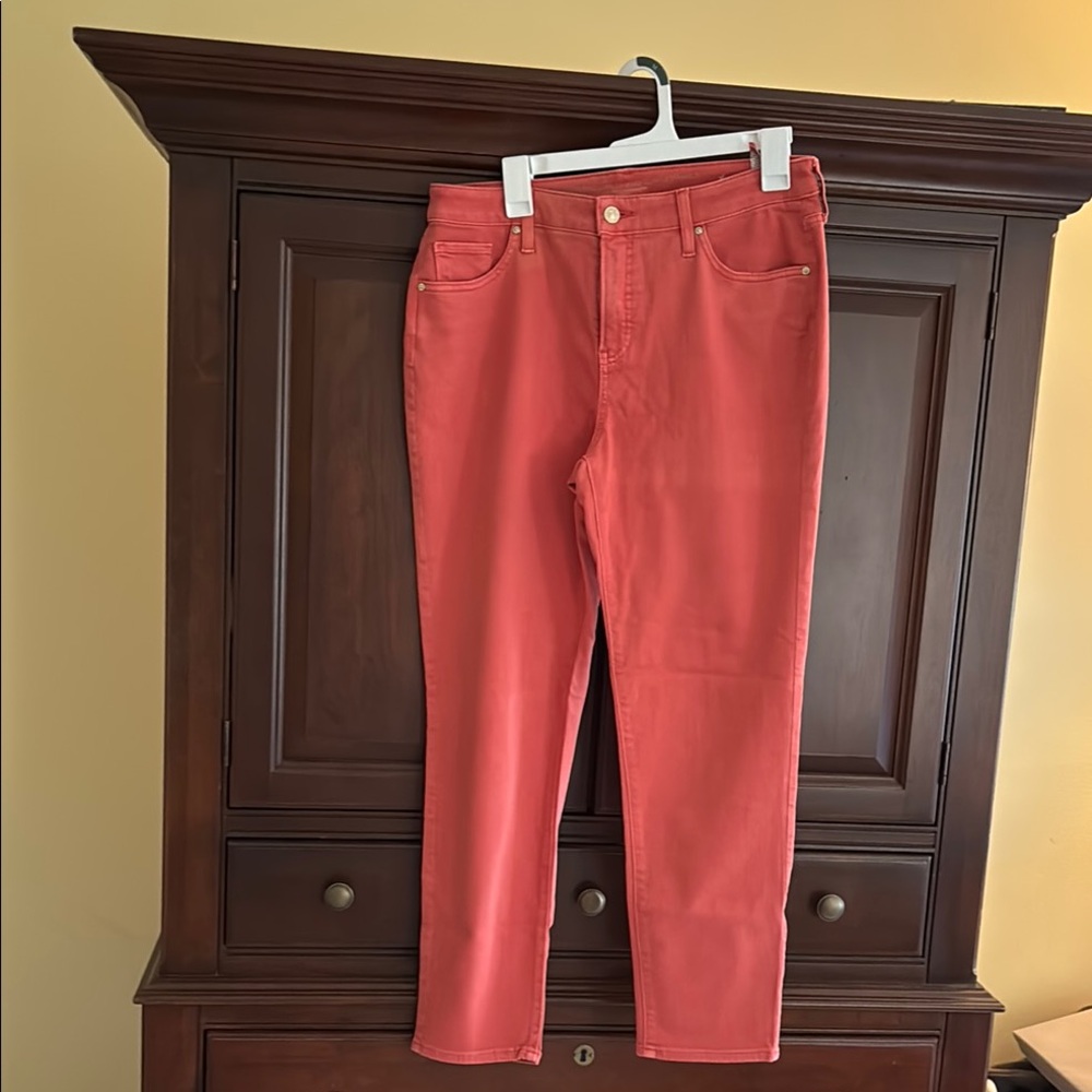 Chicos 1.5  so slimming. Women's Coral Jeans lots of stretch